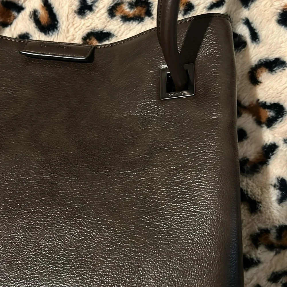 Calvin Klein Ash Tote with Magnetic Snap - Picture 6 of 7
